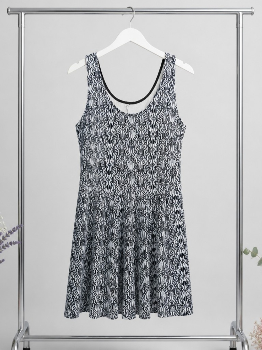 Old Navy Black and White Patterned Scoop Neck Top